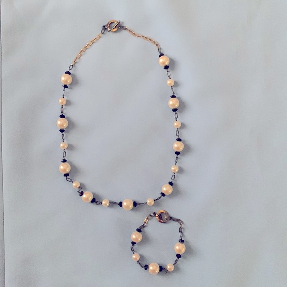 Brooks Brothers matching black and white necklace and bracelet - Picture 1 of 5